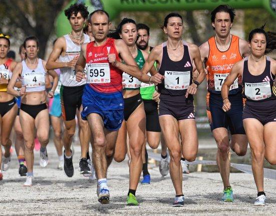 Cross Ricardo